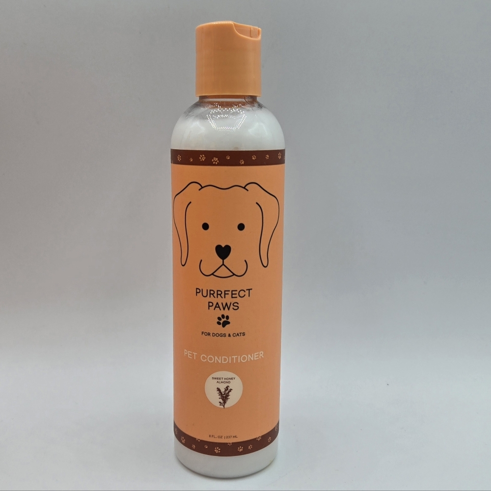 Bath and Body Works Purrfect Paws Sweet Honey Almond Pet Conditioner